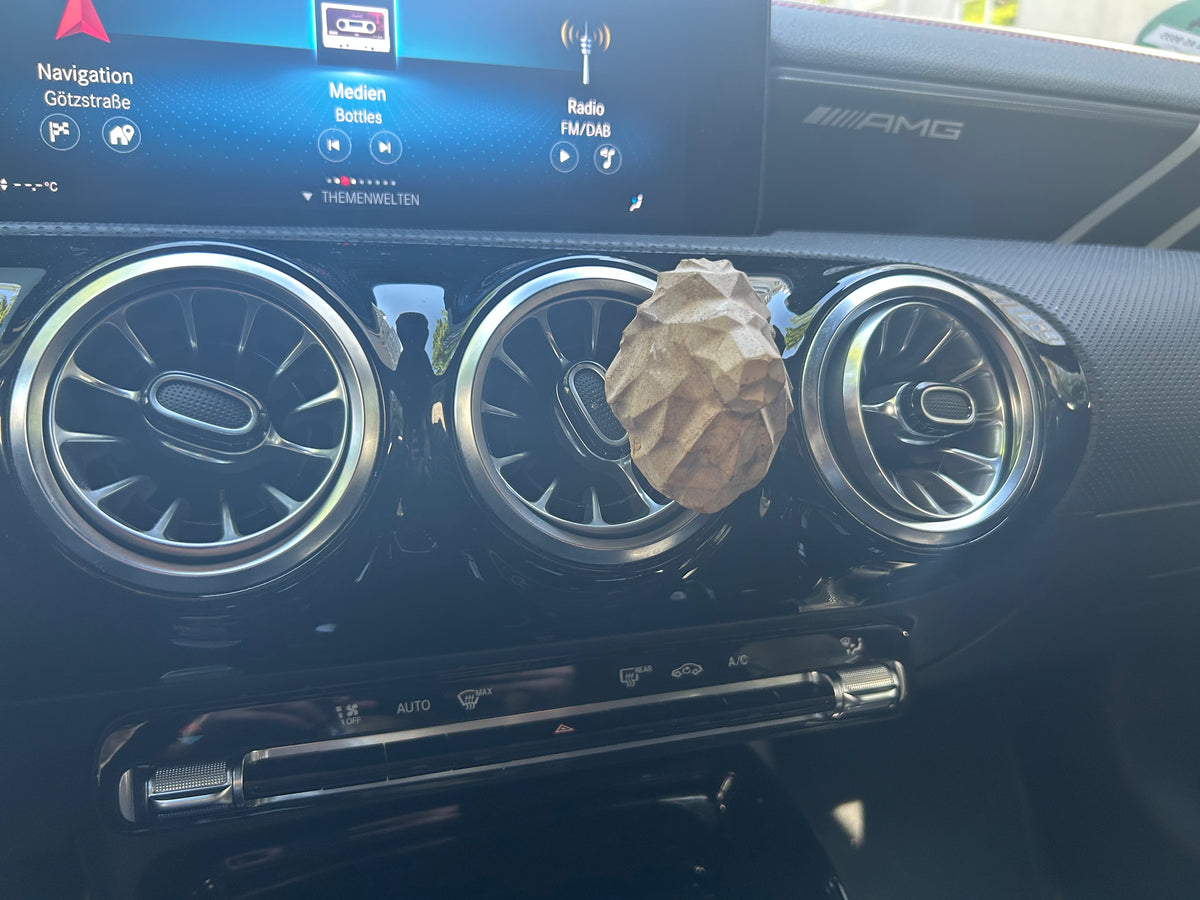 Premium - Autoduft in Löwenoptik BLACK MUSK